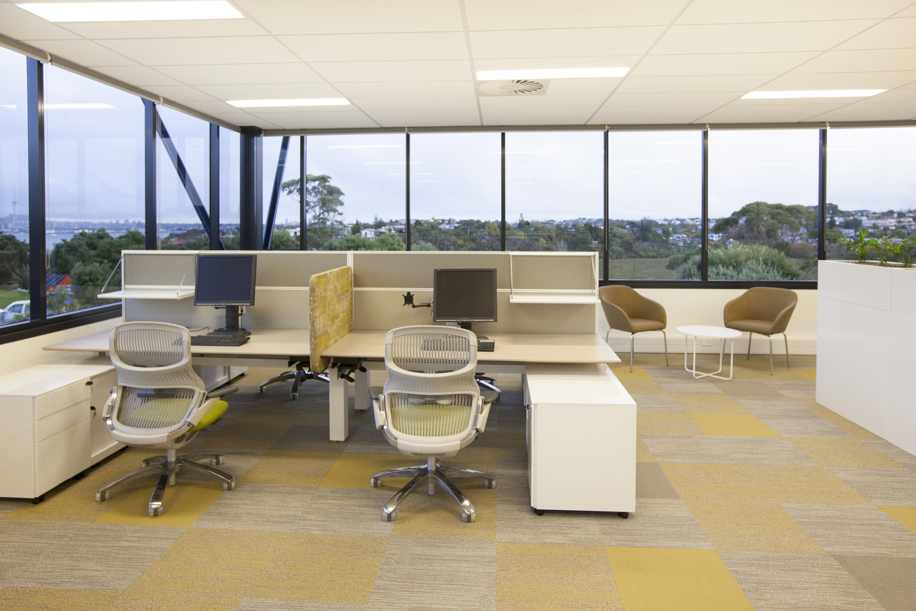 解鎖辦公室裝修新風(fēng)格，打造高效辦公空間(圖2)