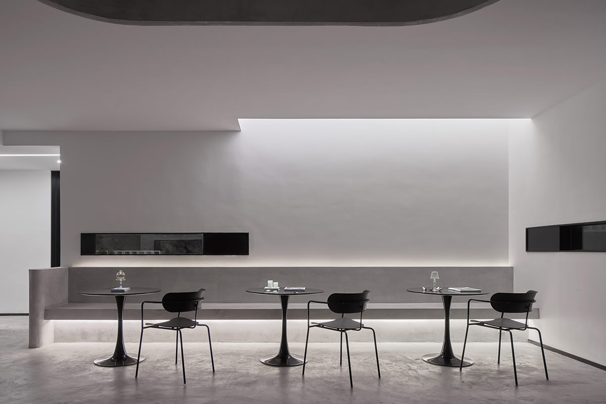 “白+灰”簡(jiǎn)約風(fēng)格民宿休閑廳(圖4) “白+灰”簡(jiǎn)約風(fēng)格民宿休閑廳(圖4)