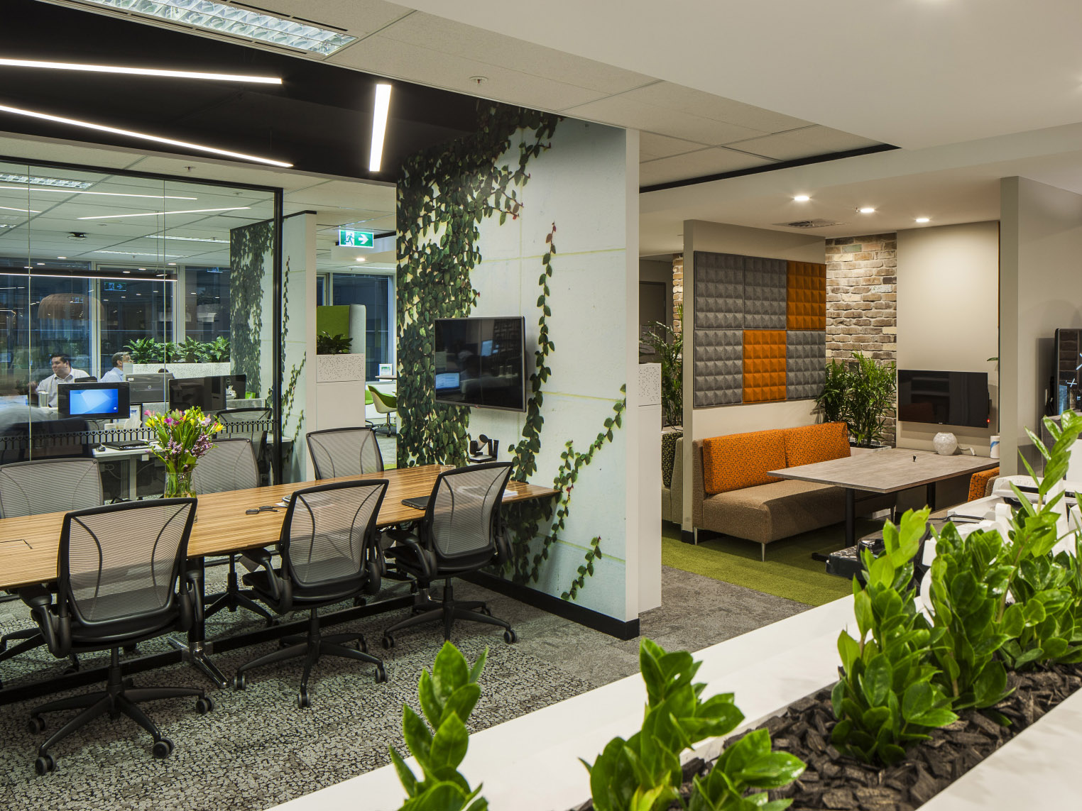 蕪湖1600平方現(xiàn)代簡約辦公室裝修設計案例(圖1) 國外辦公 (7) 副本.jpg