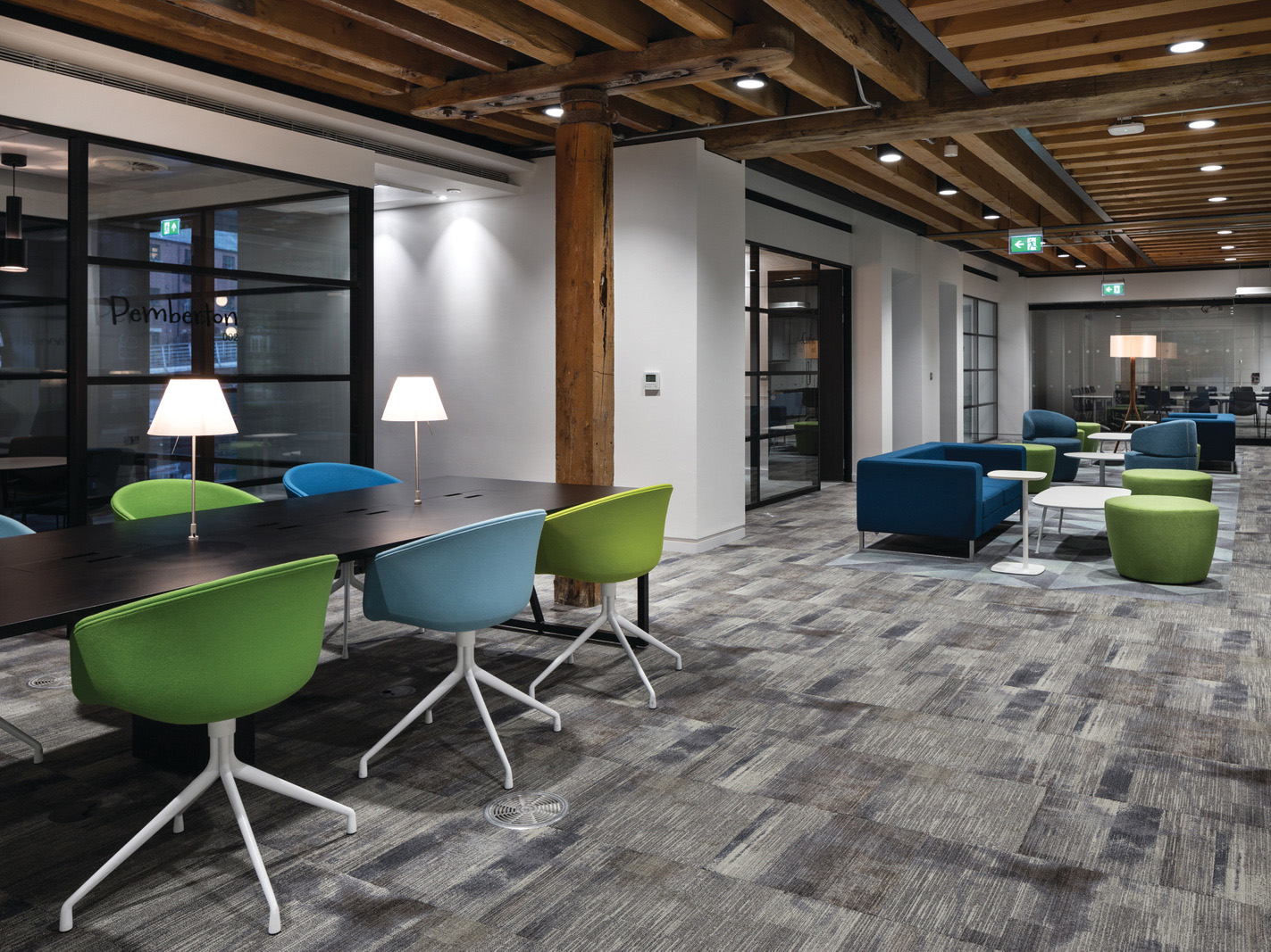 合肥政務(wù)區(qū)1800平方創(chuàng)意辦公室裝修設(shè)計項目案例分析(圖2) 等候區(qū).jpg