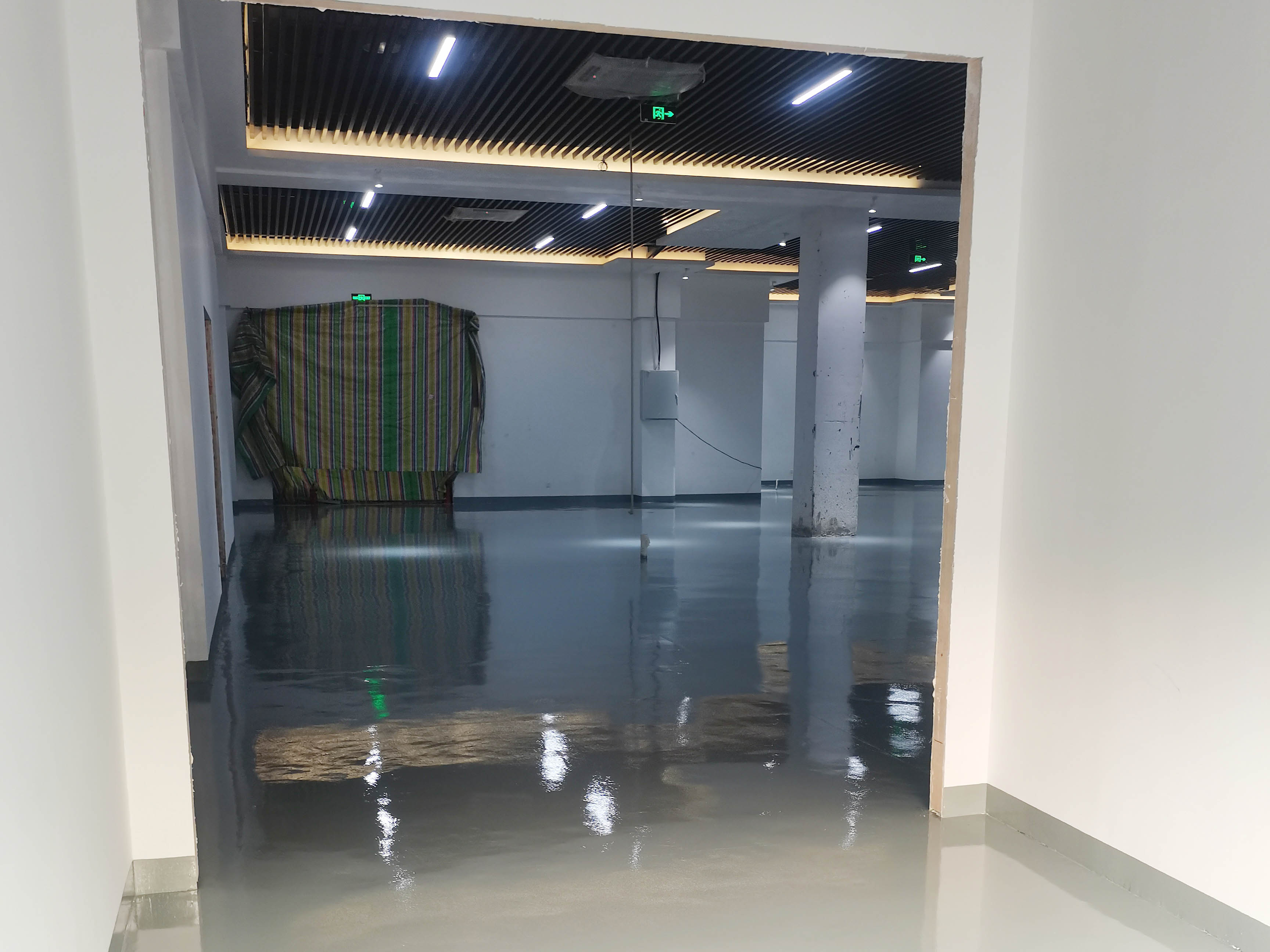 廠房翻新改造-大束科技有限責任公司車間廠房翻新改造(圖2) 國科2 副本.jpg